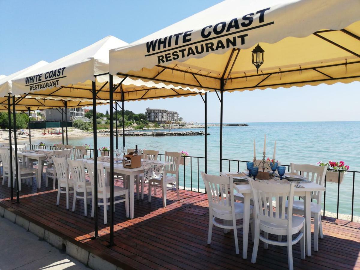 White Coast Beach Apartments Kavarna Exterior foto